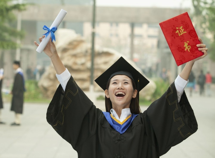 “专科生”也算大学生吗？权威部门给出明确答案，很多人都想错了