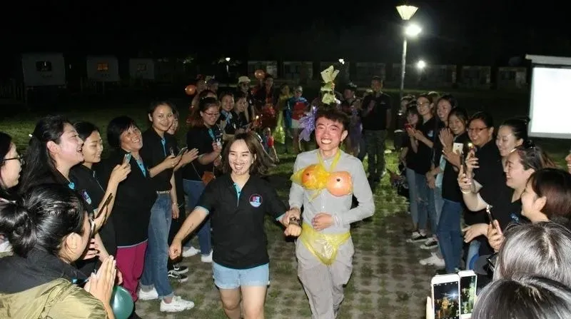 公司团建的拓展惩罚游戏大全20个