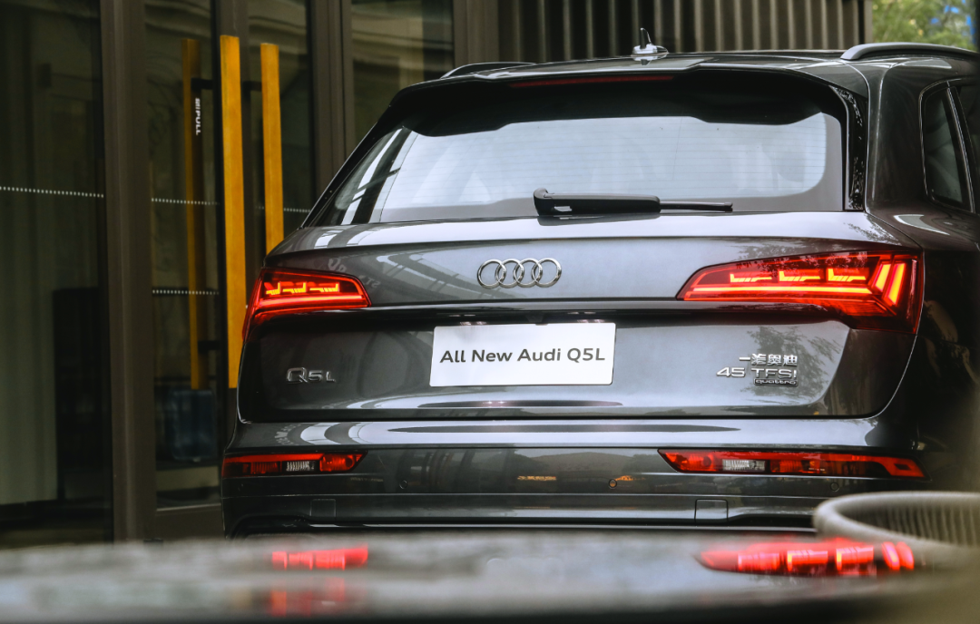 新车快评丨中期改款Q5L、新C-HR、中国钢炮领克02 hatchback
