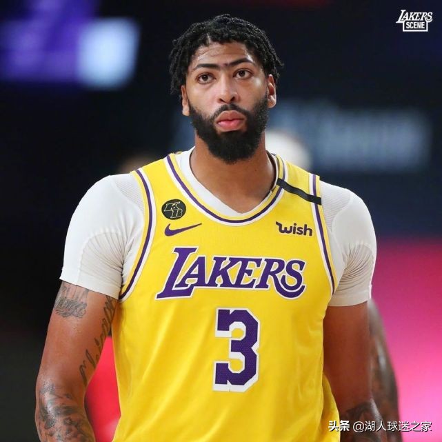 季后赛湖人vs开拓者直播视频(NBA季后赛：湖人VS开拓者G3视频直播湖人欲用胜利纪念科比)