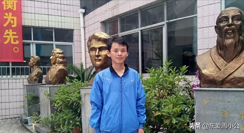 中考刷新纪录，高考理科状元，出自“寒门”的他完成了逆袭