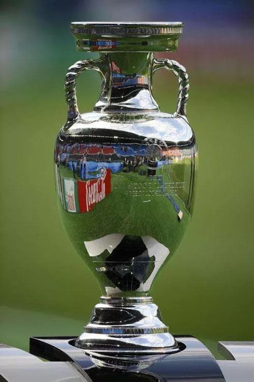 欧洲杯历届冠军一览（球彩有道：历届欧洲杯冠亚军及历届欧洲杯四强）-华海博客