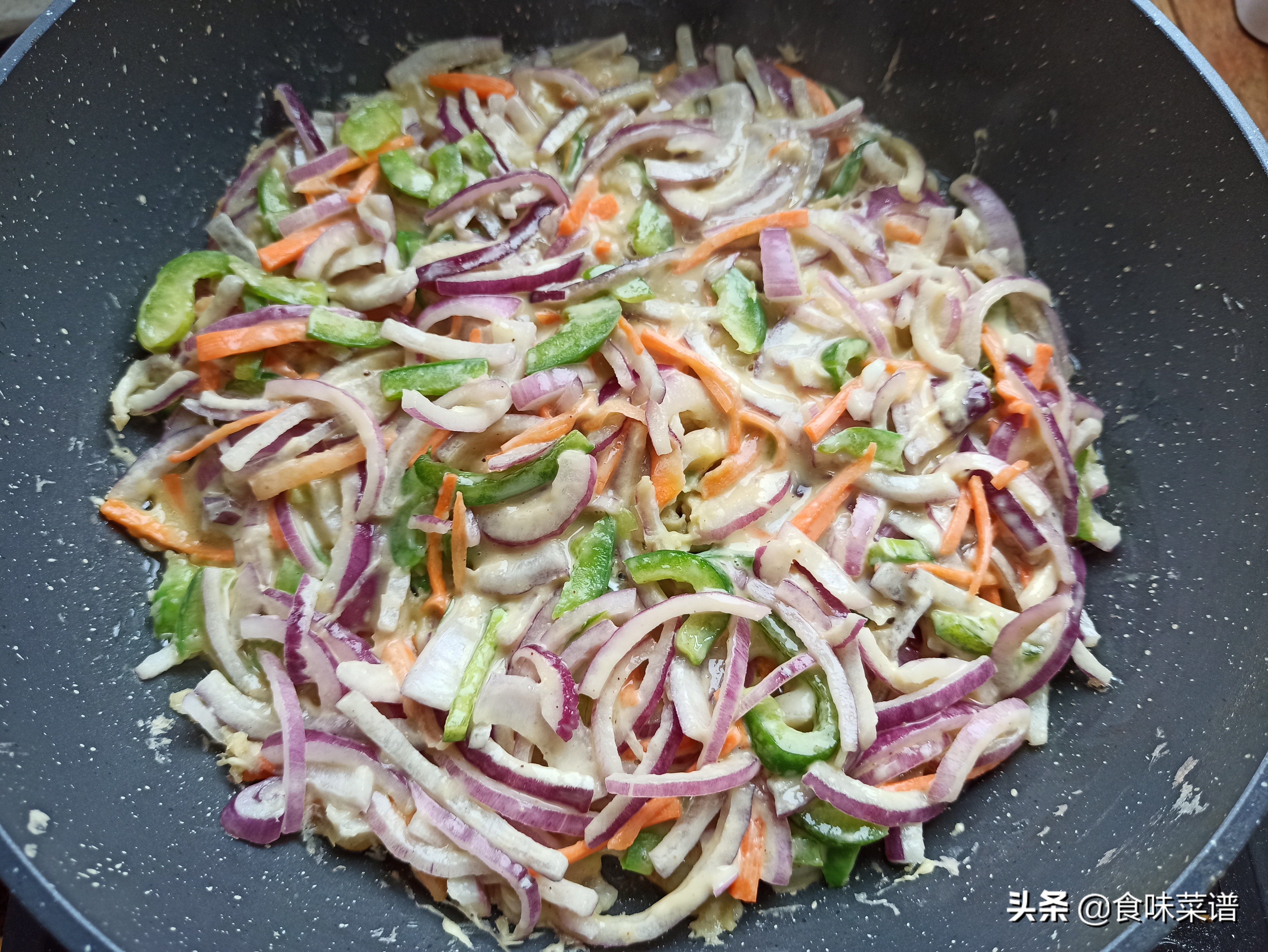 洋葱的18种家常做法（教你做甜脆不辣美味的洋葱）