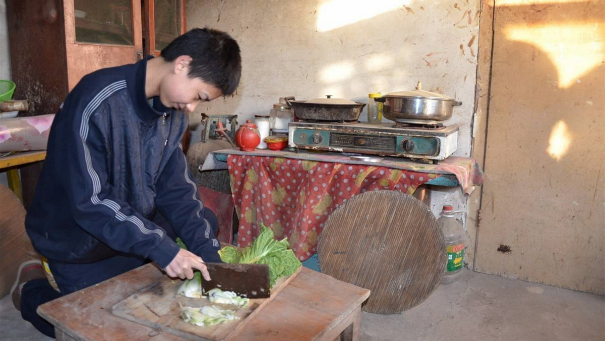 寒门贵子胡安康：父母残疾，家庭贫困潦倒，却以685分考入清华