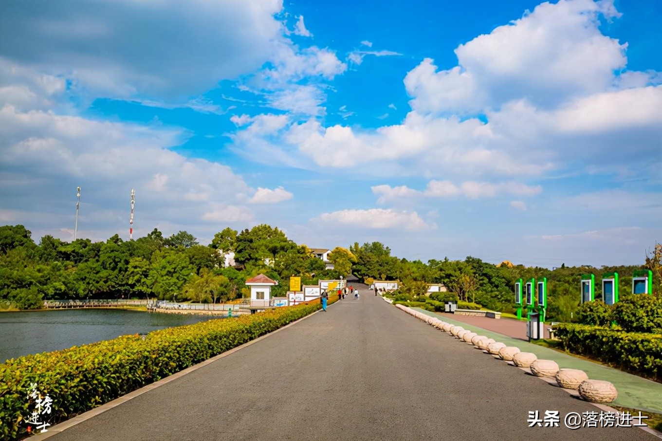 足球场浦口(南京浦口象山湖公园，环境优美，是亲近自然，休闲健身的好去处)