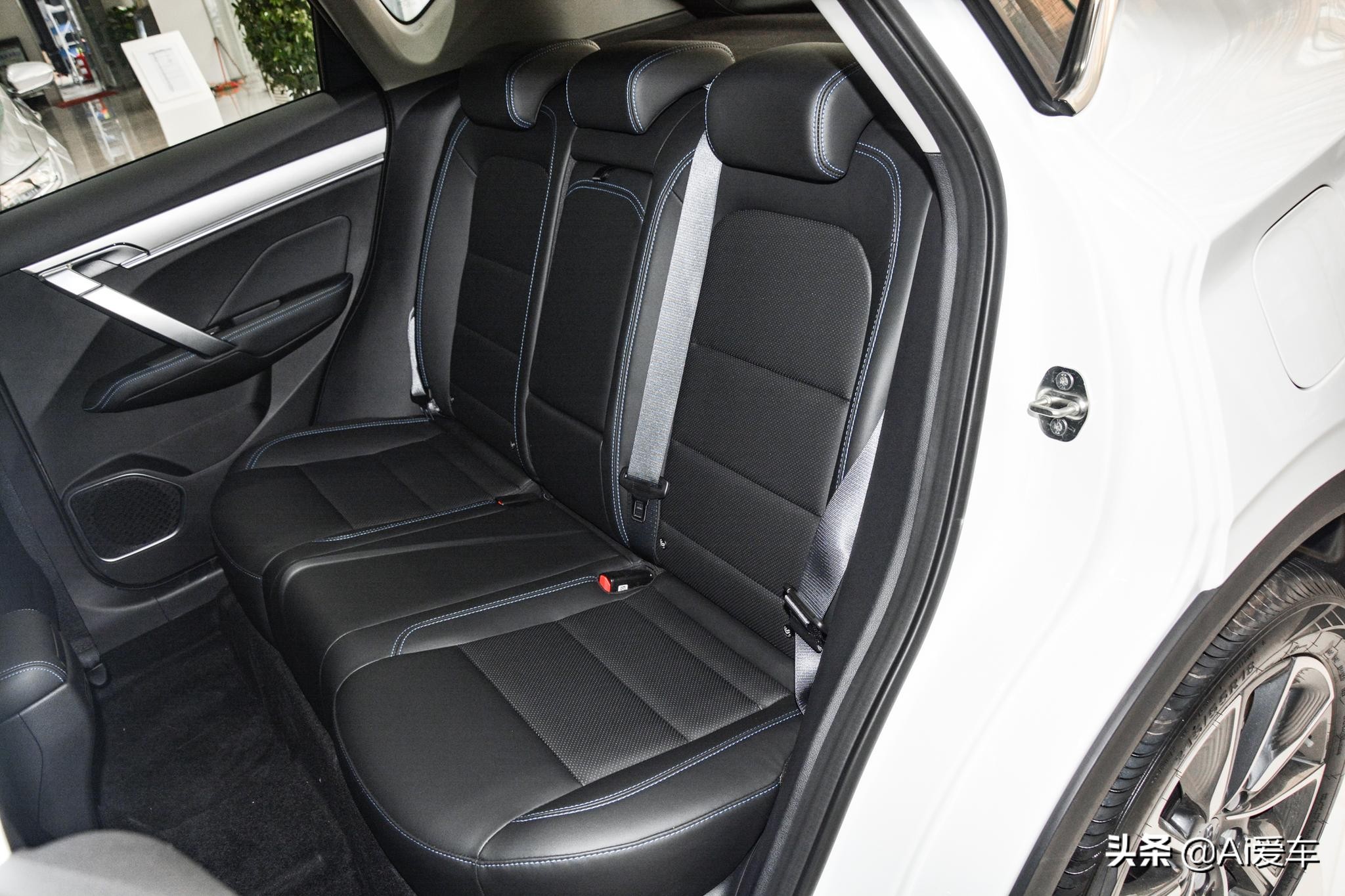 1.4L油耗好养，增压自动挡家用SUV，便宜空间够用，吉利缤越PHEV