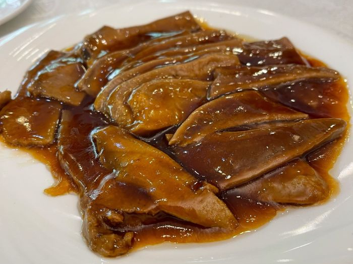 北京著名“四大顺”，曾接待过外国宾客，特色清真风味，驰名京城