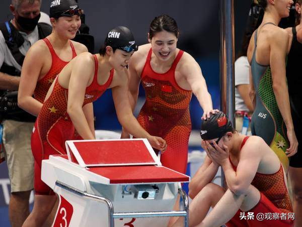 中国女子4X200自由泳夺金(第14金！中国队夺得东京奥运会游泳女子4x200米自由泳接力金牌，破世界纪录)