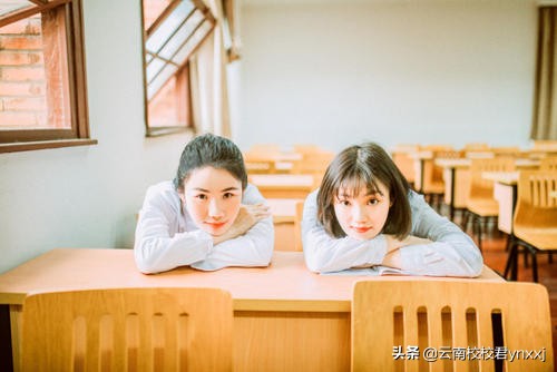 初中毕业大专录取分数线是多少？可以读云南外事外语职业学院吗？