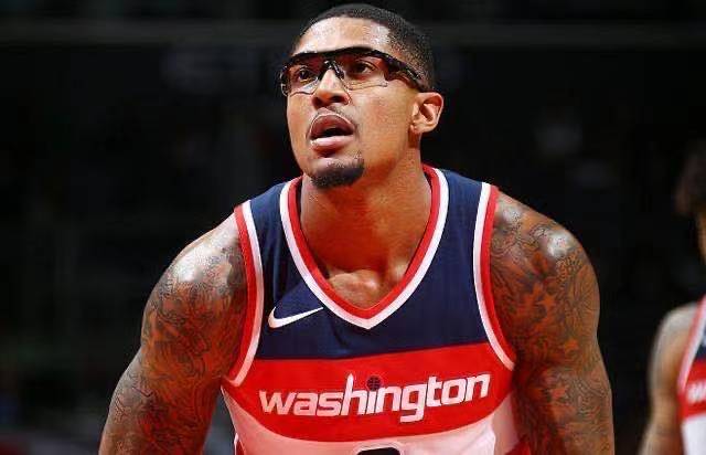 nba为什么很多人不戴护目镜（NBA经典护目镜造型：小斯霸气，贾巴尔经典，科比像未来战士）