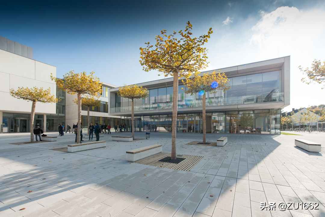 吉森大学，距离法兰克福很近的公立大学