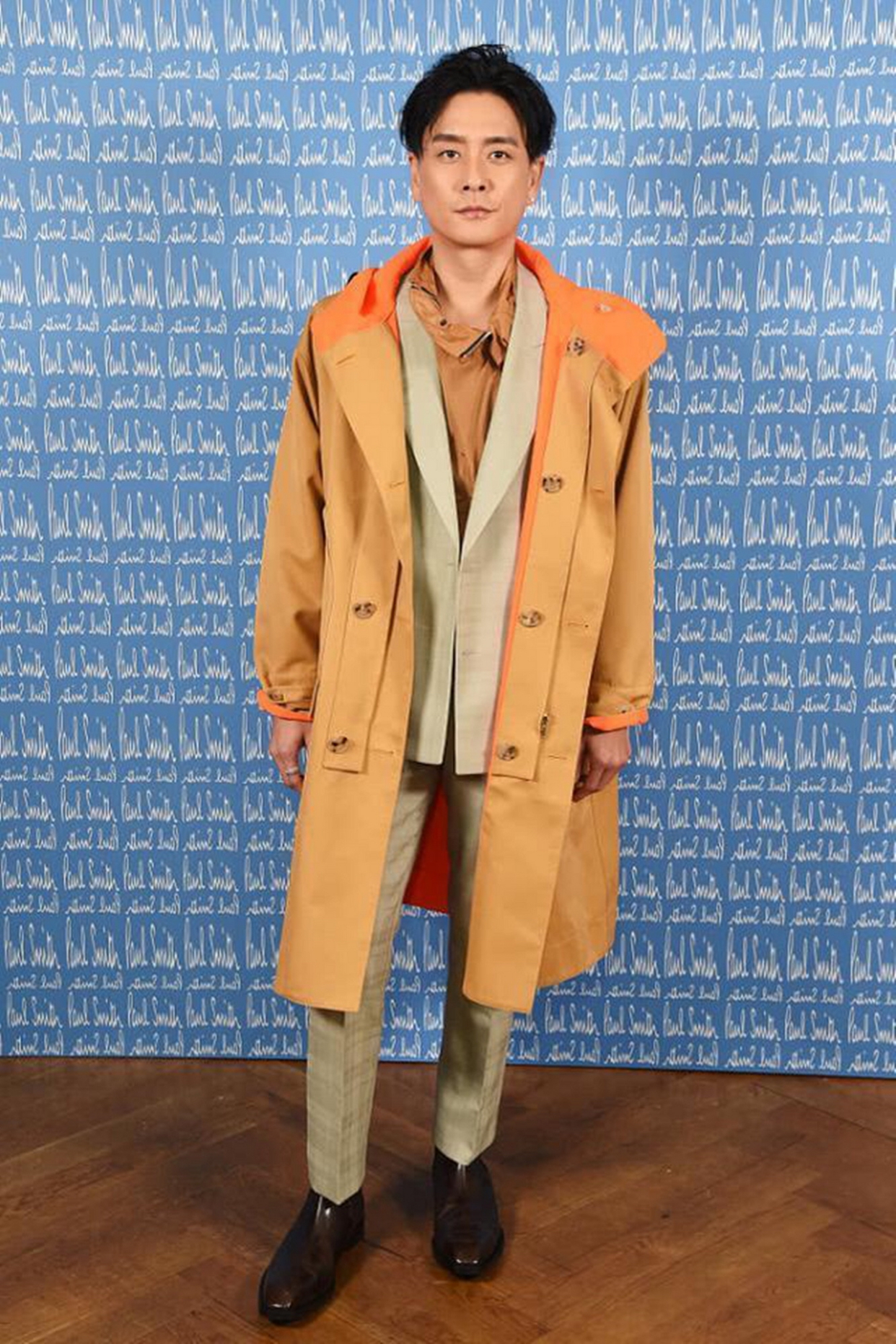 黄宗泽年过40变"邋遢",白发丛生还乱蓬蓬,180身高穿出160效果