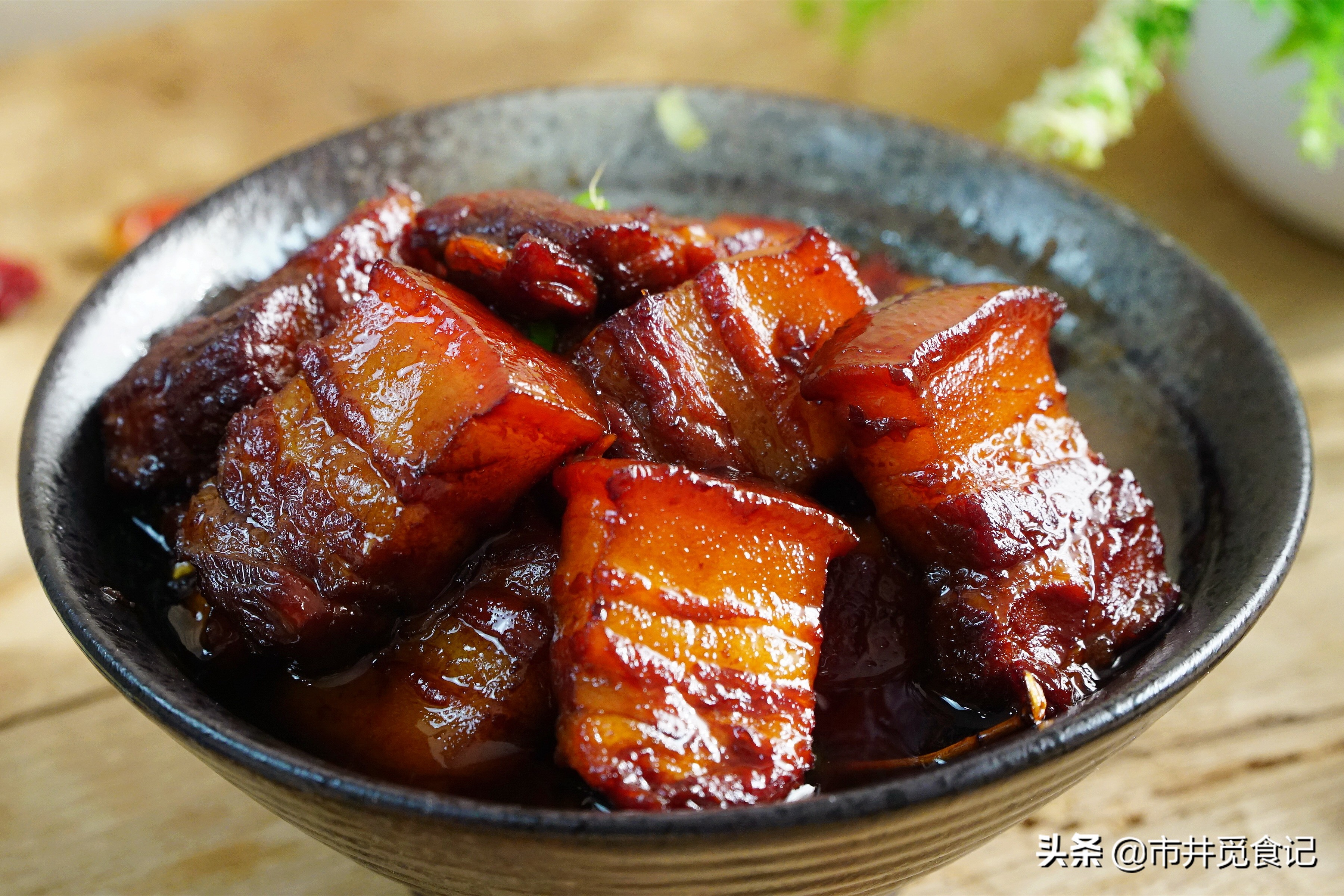 红烧肉高压锅（巧用高压锅做红烧肉酥烂红亮）