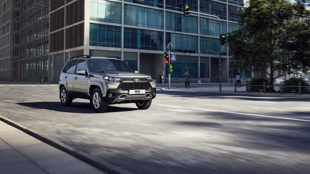 拉达尼瓦(Niva)化身“硬派越野版丰田RAV4”