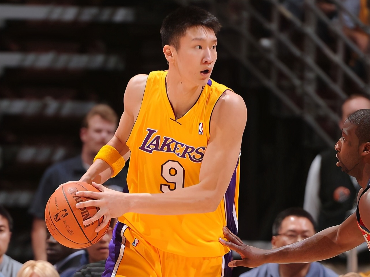 在nba有哪些中国人（中国14亿人只有6人进过NBA，他们分别是谁？表现又如何呢？）-趣拿体育