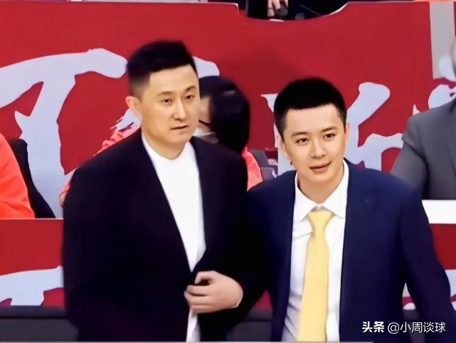 央视体育的篮球解说员，像张庆鹏、王仕鹏这些，一场能挣多少钱？
