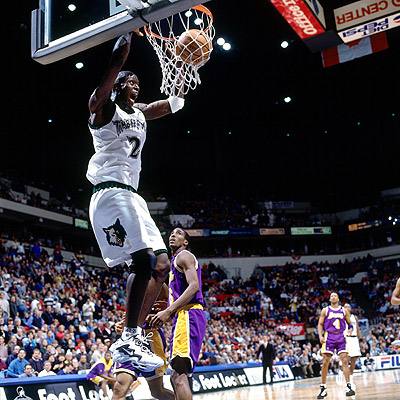 什么腿型适合打篮球（小腿也分5个等级：锡安太粗C级，乔丹科比纤细SS级，那SSS级呢？）