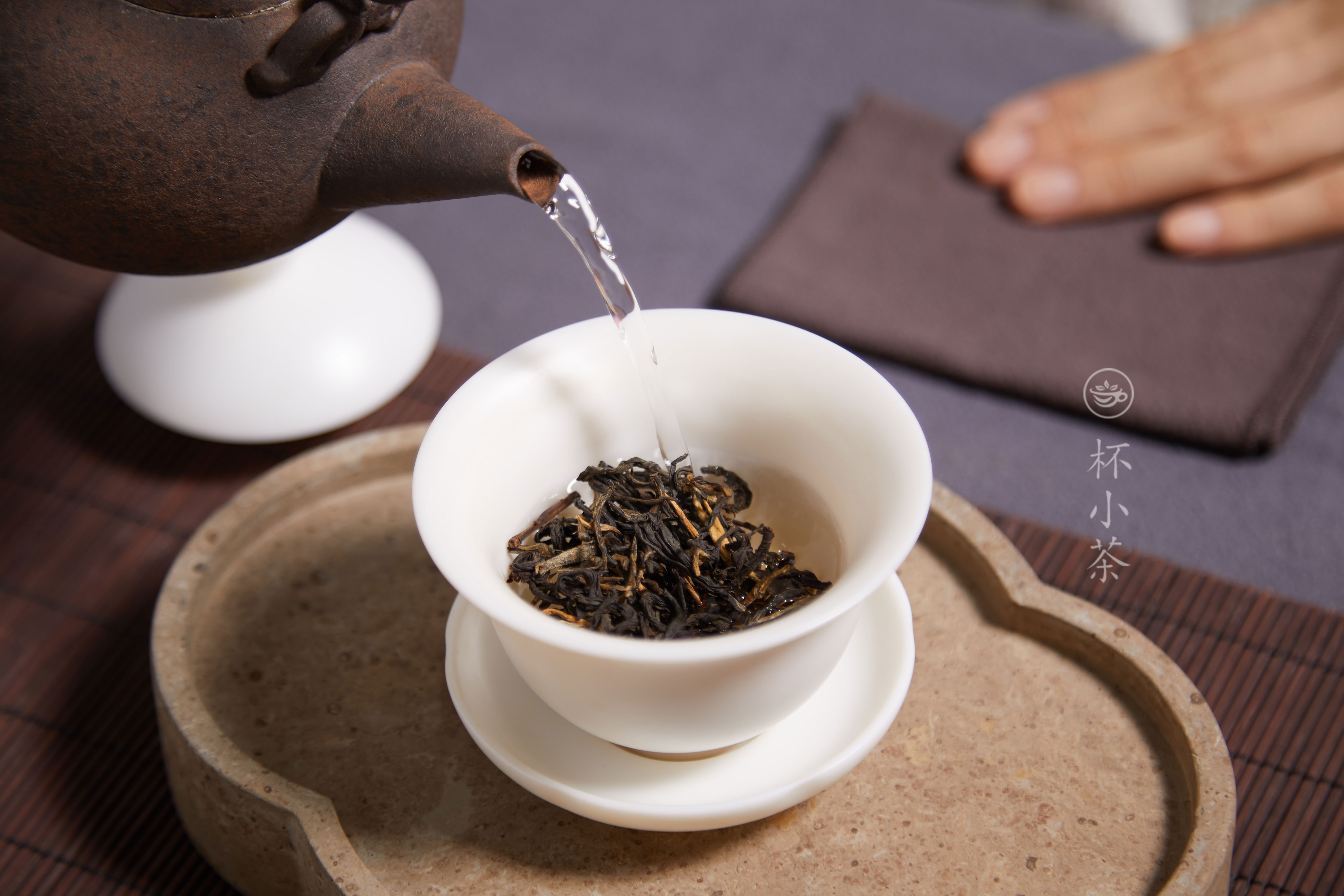 没有电子秤，可以这么“量”茶叶
