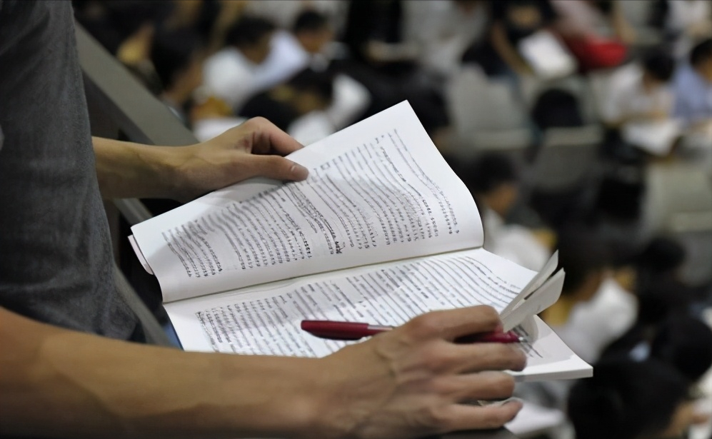 同济大学发布重磅通知，2批研究生被拟退学，只因超最长学习年限