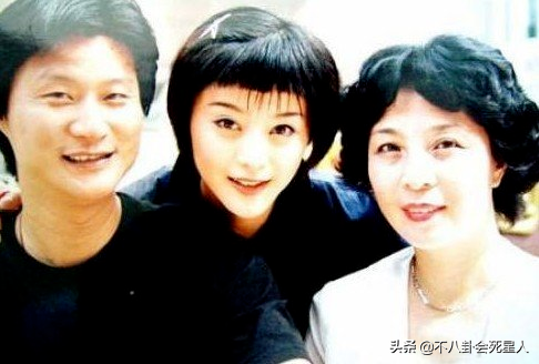 有一种美丑叫隔代遗传，张柏芝复制爷爷长相，蒋勤勤逆袭儿子尴尬