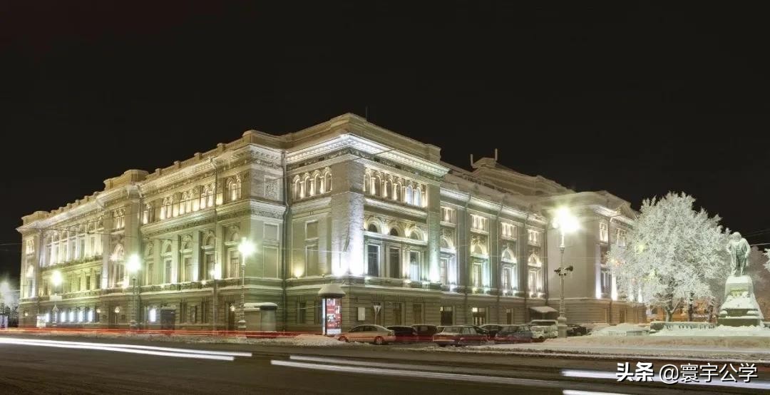 在圣彼得堡国立音乐学院（СПбГК）读书是种什么样的体验？