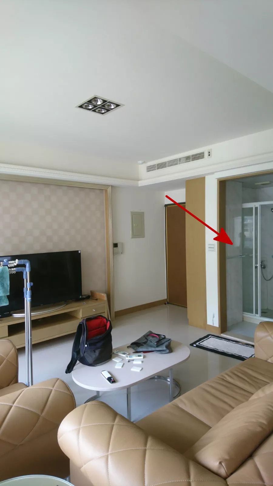 爆改漏水60㎡小户型，海归夫妻老房变身小豪宅！比住酒店还爽