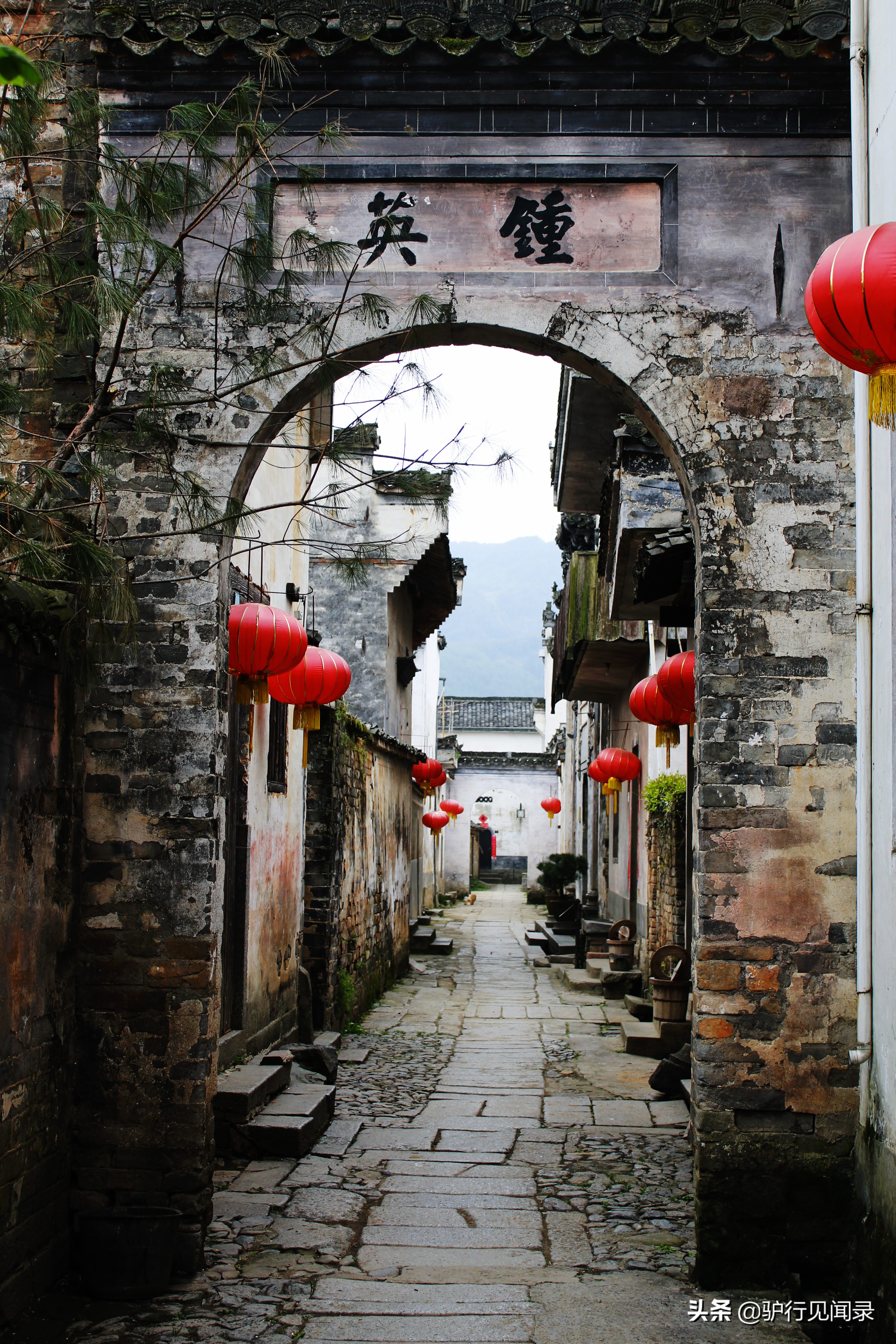 只知道西递宏村?安徽的这个村子了解一下