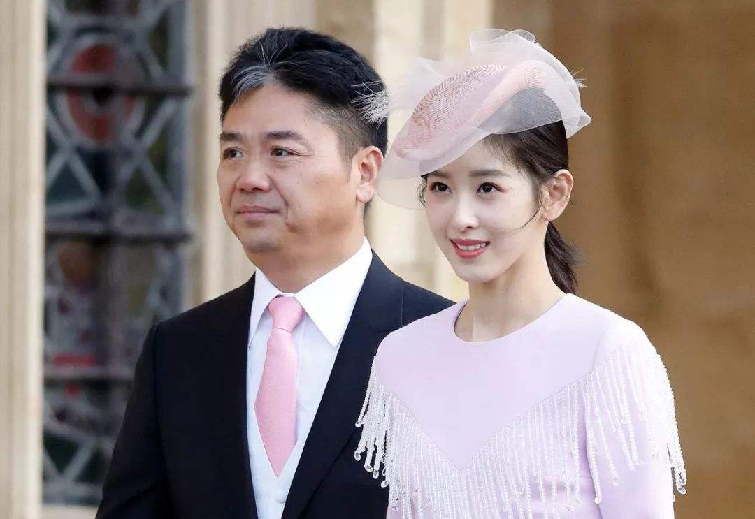 清华学霸章泽天的格局只做京东老板娘？别傻了，她早已为独立女性