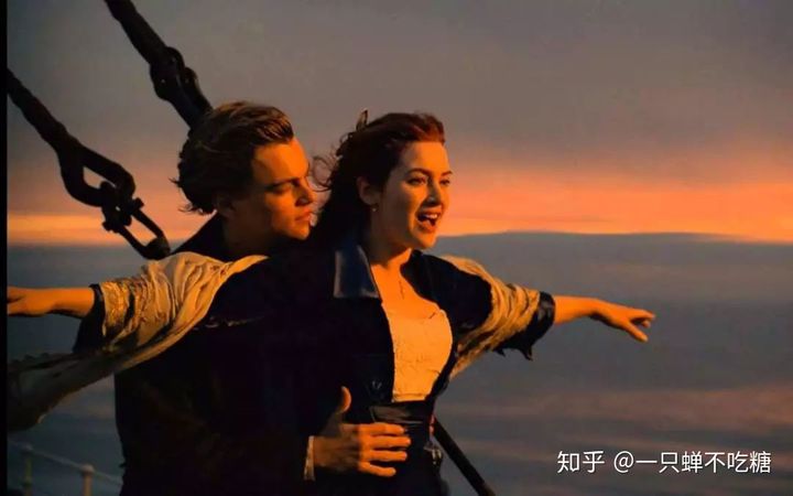 **经典爱情电影推荐：30部感人至深的情侣必看电影清单**