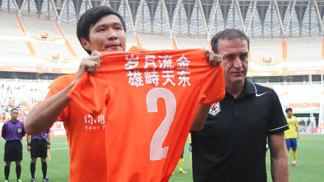 山东几个足球队(宋黎辉卸任，刘金东来了，鲁能2号鲁能球员又多了一支练级的球队)