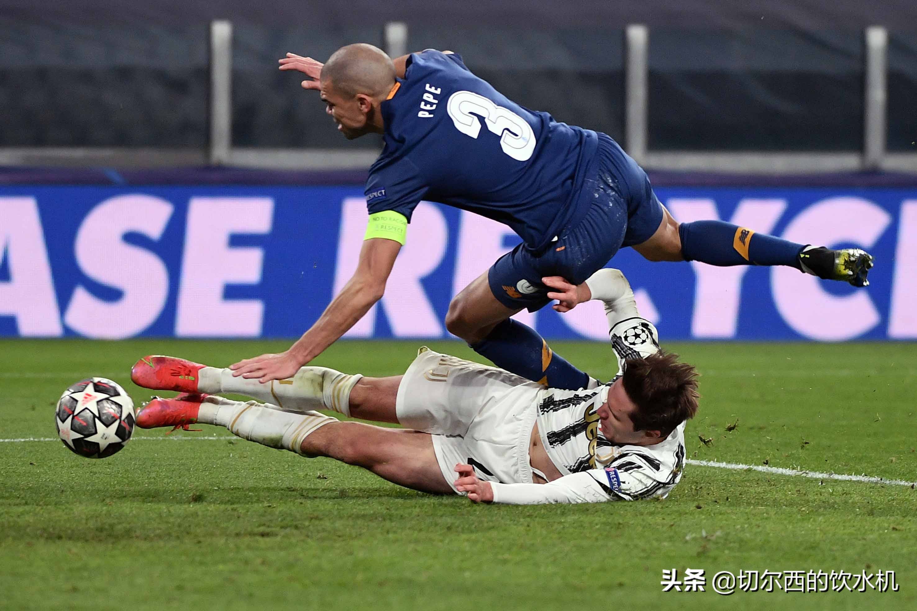 佩佩为什么这么护着c罗(佩佩完胜c罗,18次解围 极限护空门,后者210