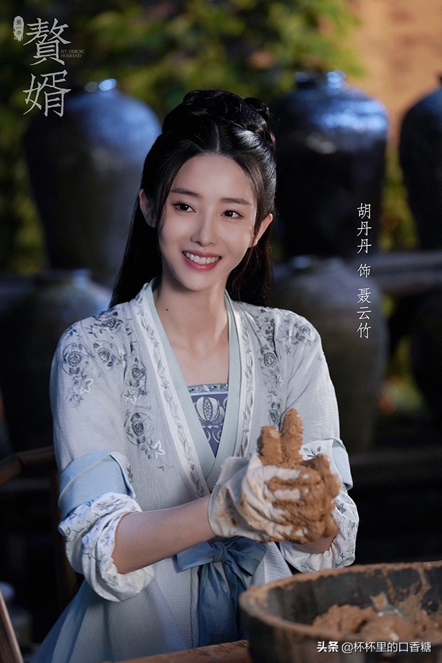 《赘婿》角色结局8:王丽娜饰演小婵剧版《赘婿》小婵只是苏檀儿身边