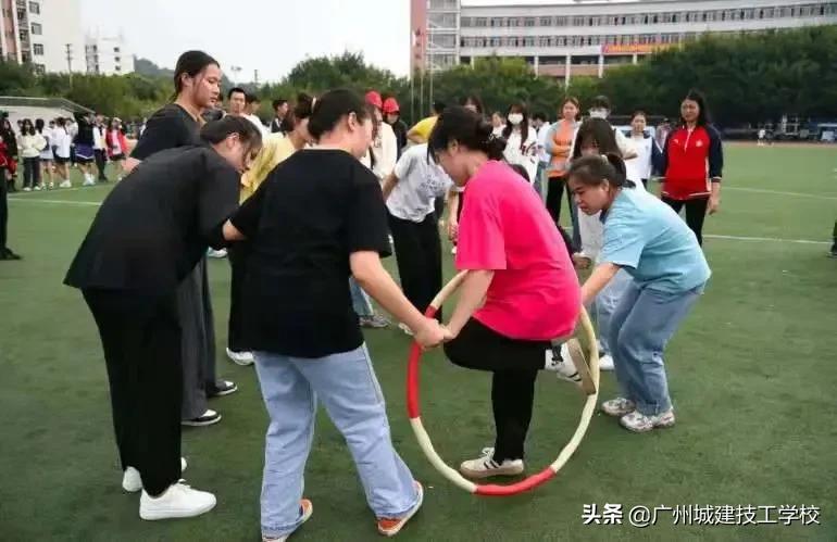 更快 更高 更强 更团结——第八届校园运动会圆满落幕