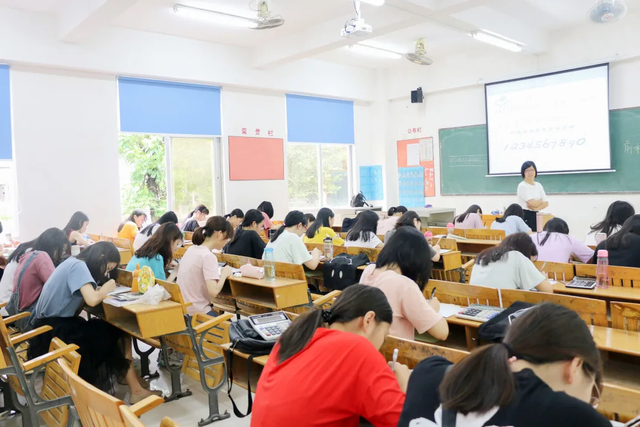 不挂科的大学不完整？注意：新政策已出，挂科毕业难