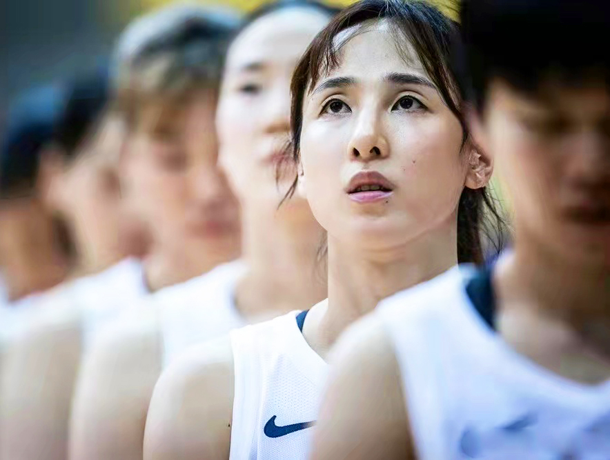 女籃亞洲杯日程（中國女籃明天半決賽的時間出爐！下午17：00開打，兩場都有直播）