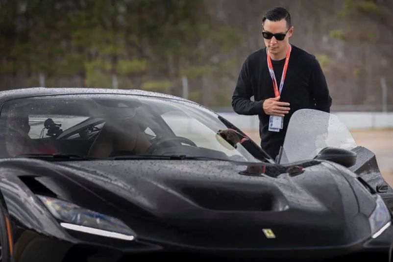 电竞吴彦祖茄子照片(46岁吴彦祖与老婆结婚10周年,自爆夫妻生活平淡