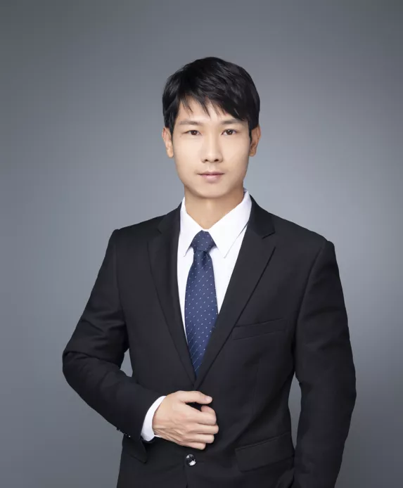 邓宇星：人生在挑战中前行