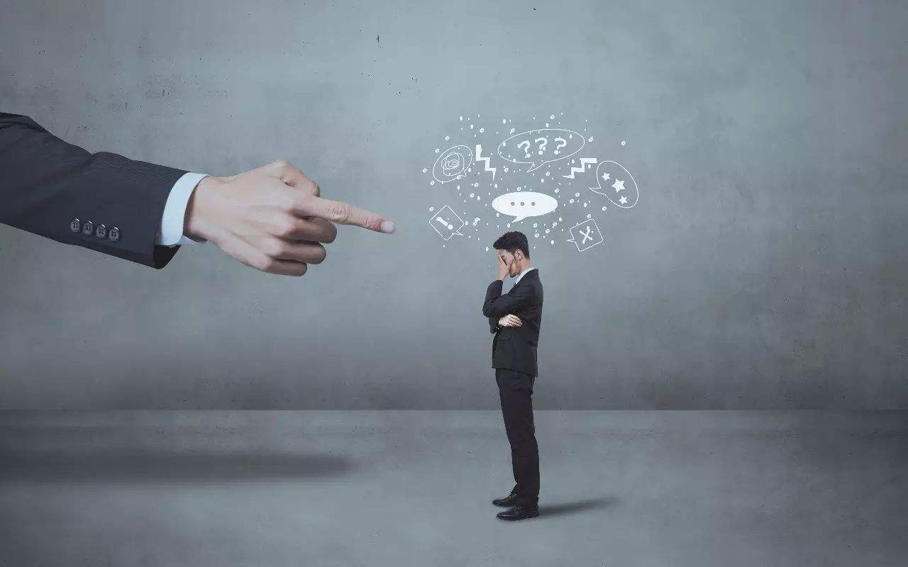 工作中被领导骂，聪明员工不会顶撞更不会裸辞，做好这五点是关键