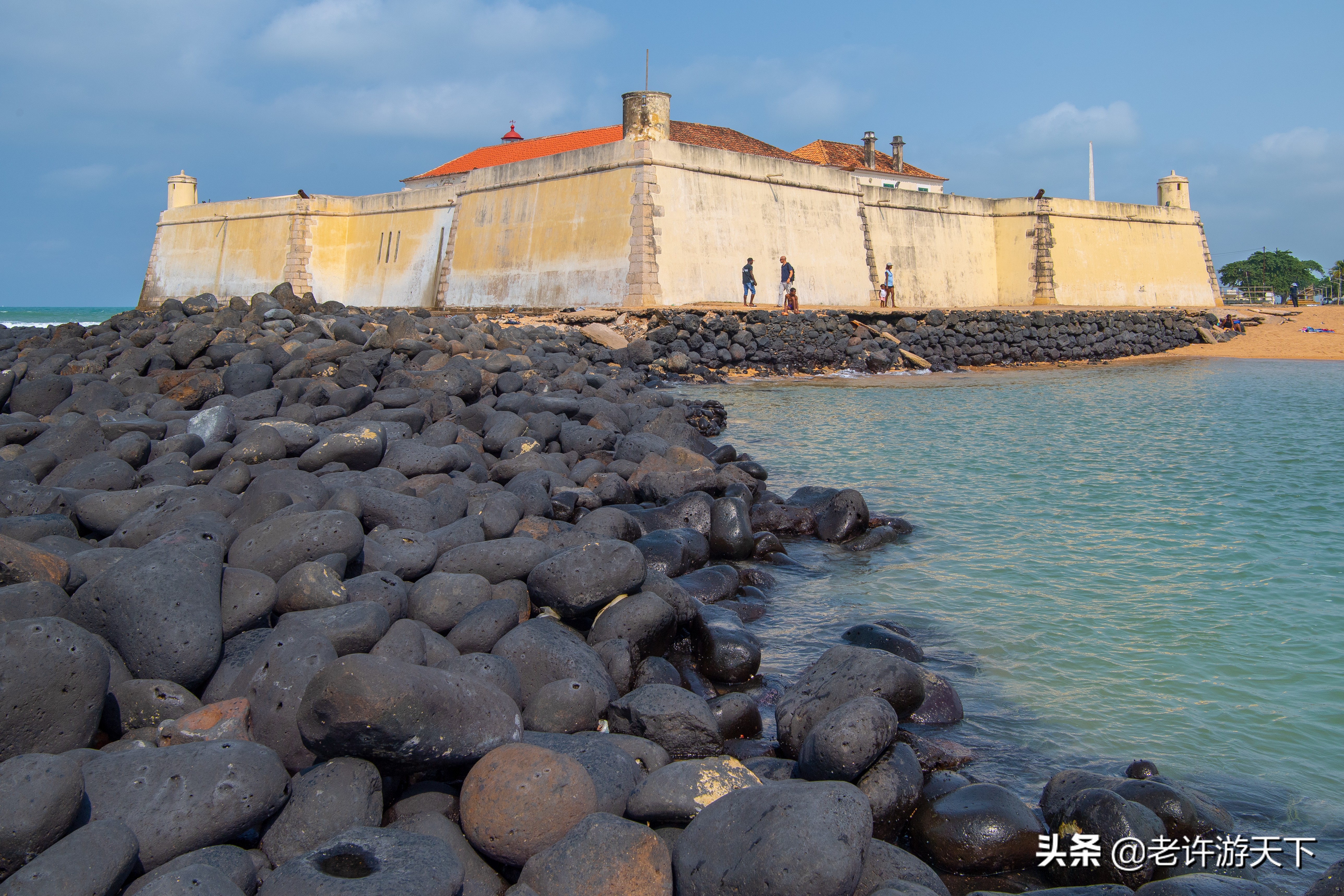 世界十大海岛旅游胜地（世界10个美丽海岛堪称度假胜地）