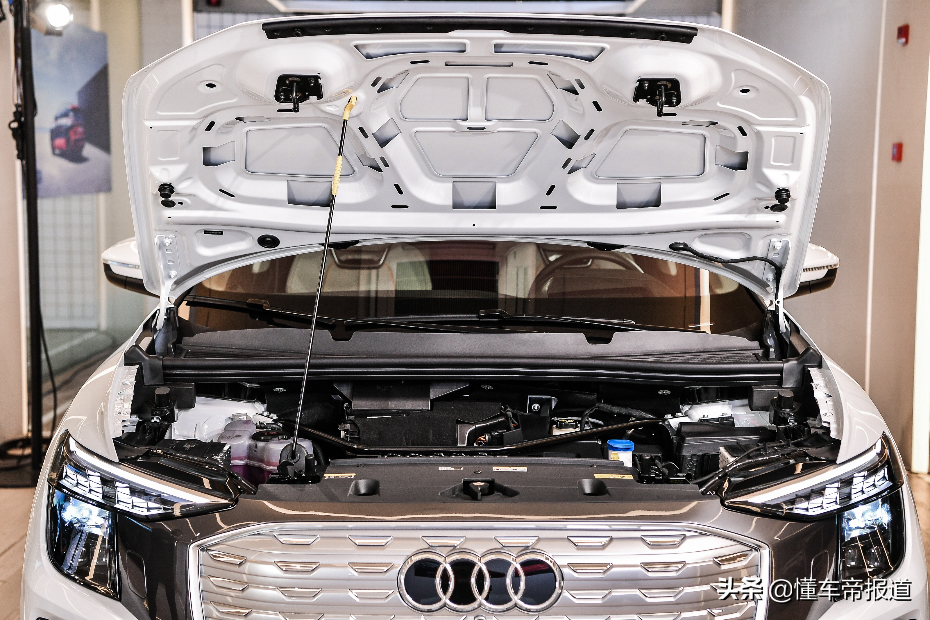 新车 | 比Q5L实用！奥迪Q5 e-tron电动SUV发布，提供大6座/7座布局