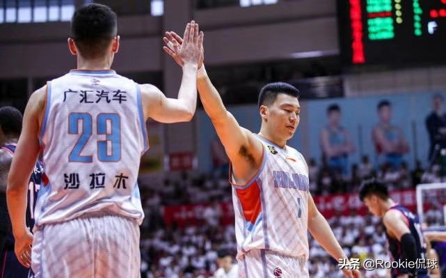 李根为什么要打nba(李根：出走万里的归来少年！从CBA全明星舞台走出的联赛巨星)