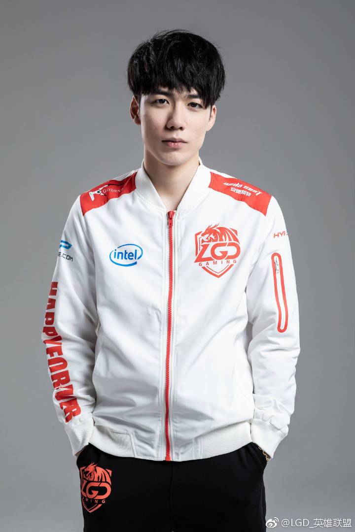 lgd是一支很神奇的队伍,每一次大家对他们没有信心的时候,他们就会触