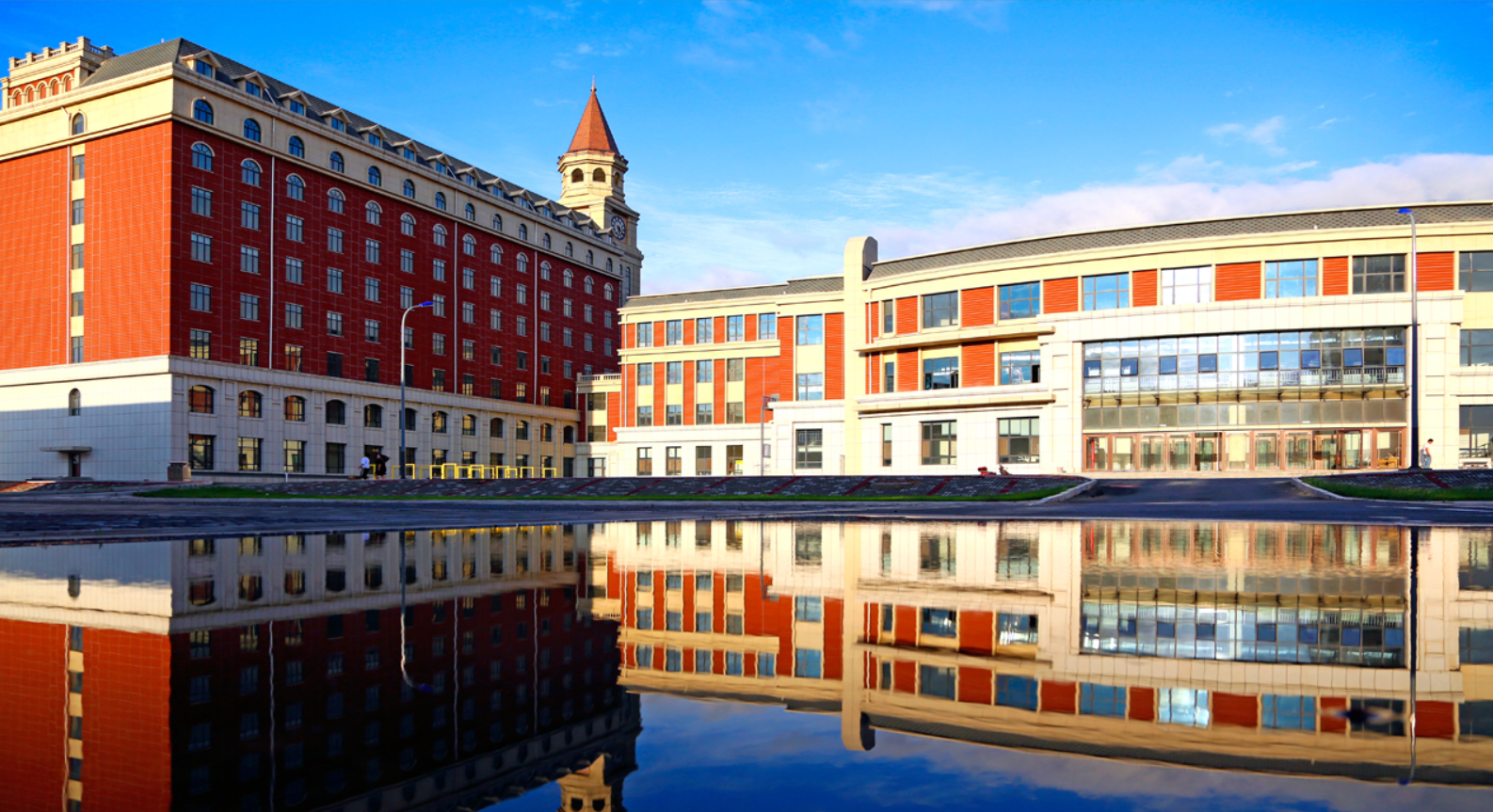 爆冷！辽宁这所大学太悲催了，300多分上本科，仍缺额1081人