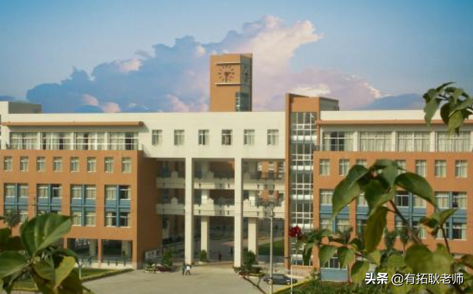 广州艺考：一本院校广东外语外贸大学11省播音专业艺考录取分析