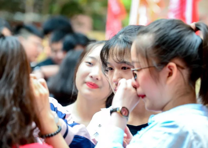 “专科生”也算大学生吗？权威部门给出明确答案，很多人都想错了