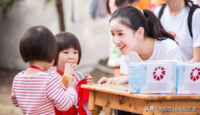 刘强东事件3年后，28岁奶茶妹妹章泽天的聪明让人刮目相看