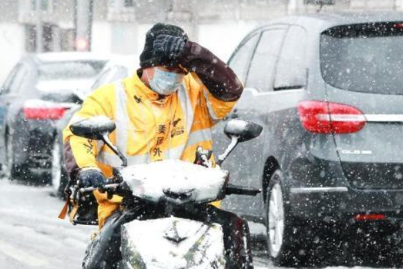 26岁外卖小哥高考得高分，曾从中国农大辍学，众人感叹学霸的任性
