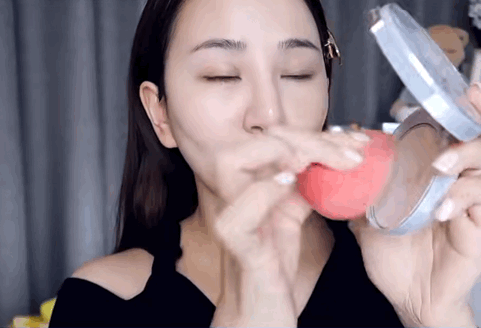 夏天如何保持24小时不脱妆？