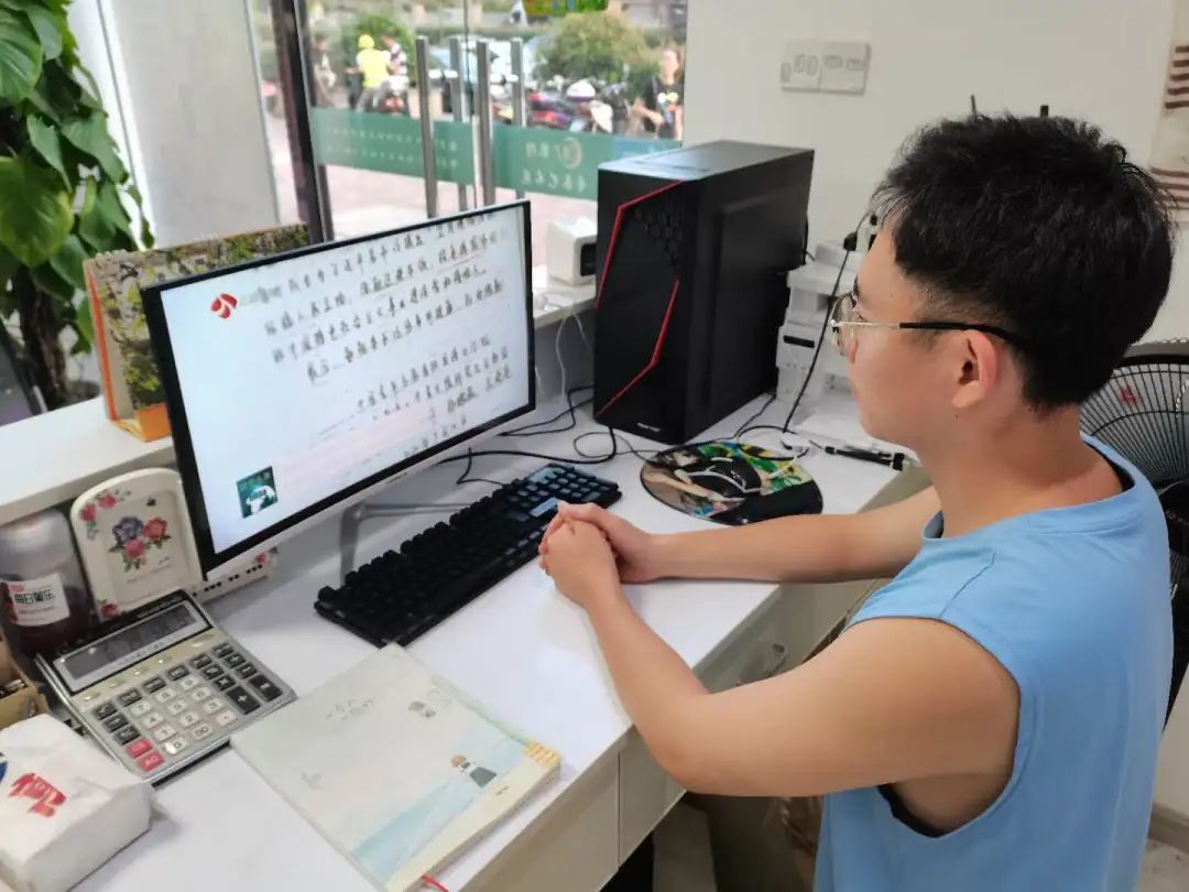 南通大学团员青年认真学习江苏省委书记娄勤俭给第21届南通大学莫文隋研究生支教团回信精神