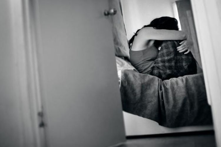 “30人排队轮奸16岁少女案”轰动以色列，引发全国大游行